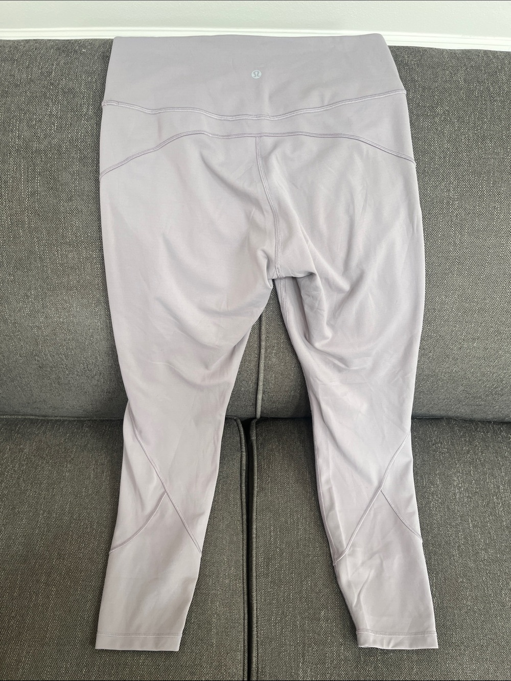 Lululemon In Movement Tight 25" leggings in a size 10
